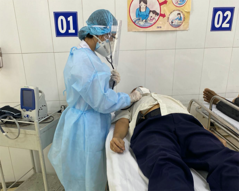 Ca 267 mắc COVID-19 là chồng và cha của 2 bệnh nhân khác 1 Ca 267 mắc COVID-19 là chồng và cha của 2 bệnh nhân khác 1